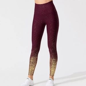 NWOT Gold Glitter Print Leggings - M